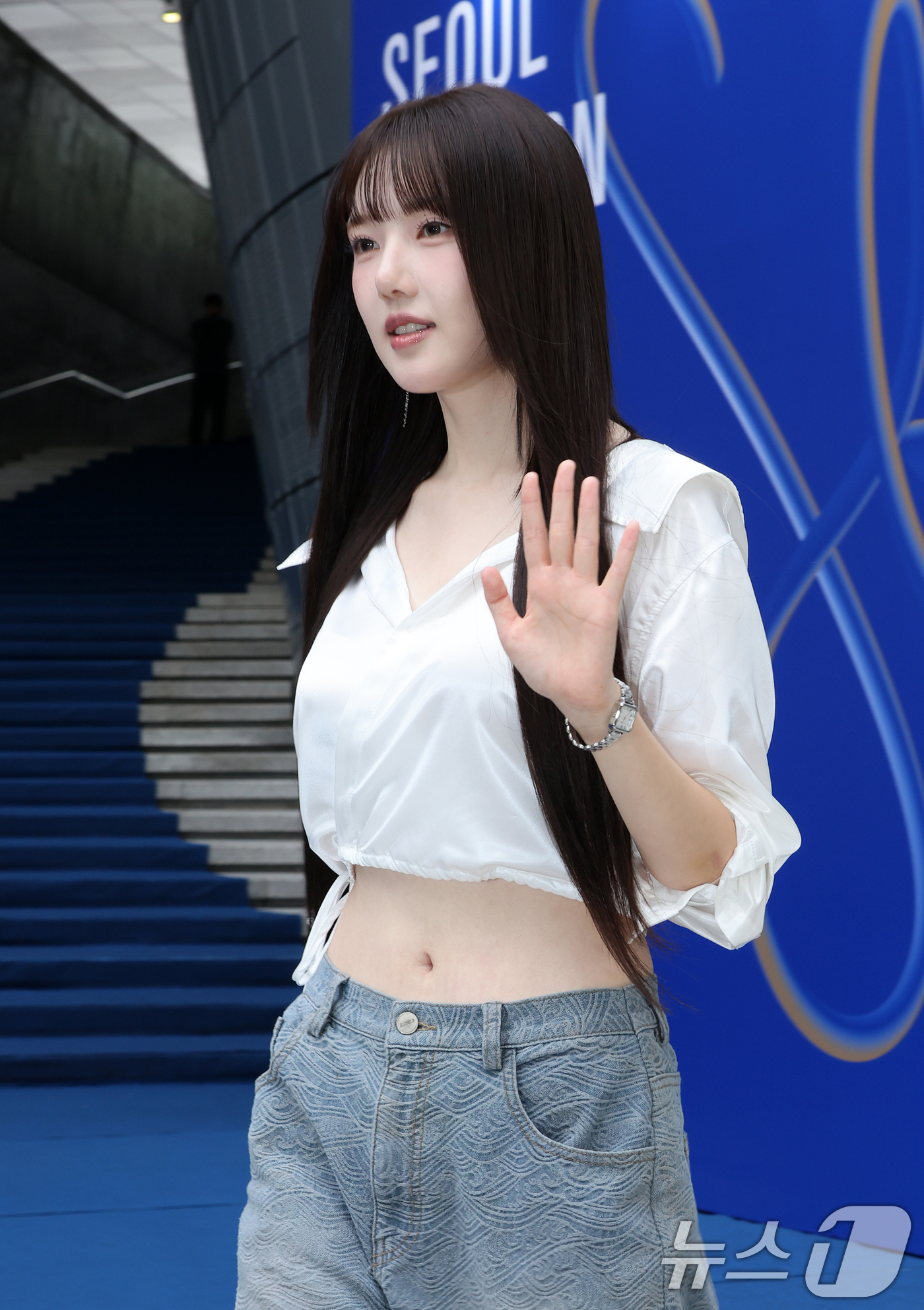 (서울=뉴스1) 김진환 기자 = 가수 예린이 2일 서울 중구 동대문디자인플라자(DDP)에서 열린 2027 S/S서울패션위크 얼킨(ul:kin) 컬렉션에 참석해 포즈를 취하고 있다. …