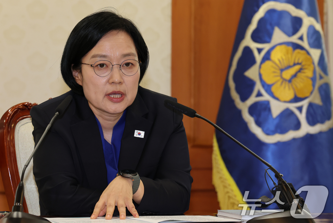(서울=뉴스1) 이종덕 기자 = 한성숙 국무총리가 2일 서울 종로구 정부서울청사에  AI행정혁신 우수 공직자 간담회에서 모두 발언 하고 있다. 2026.9.2/뉴스1