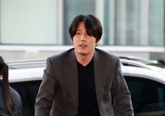 CJ 나이트 행사 참석하는 장혁