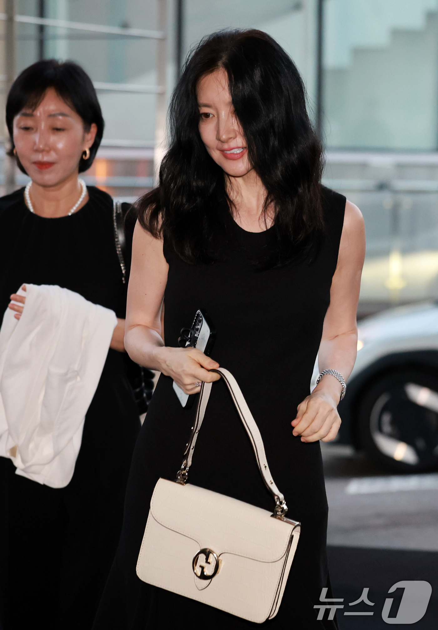 (서울=뉴스1) 이호윤 기자 = 배우 이영애가 2일 서울 용산구 리움미술관에서 열린 CJ 나이트 인 셀러브레이션 오브 프리즈 서울에 참석하고 있다. 2026.9.2/뉴스1