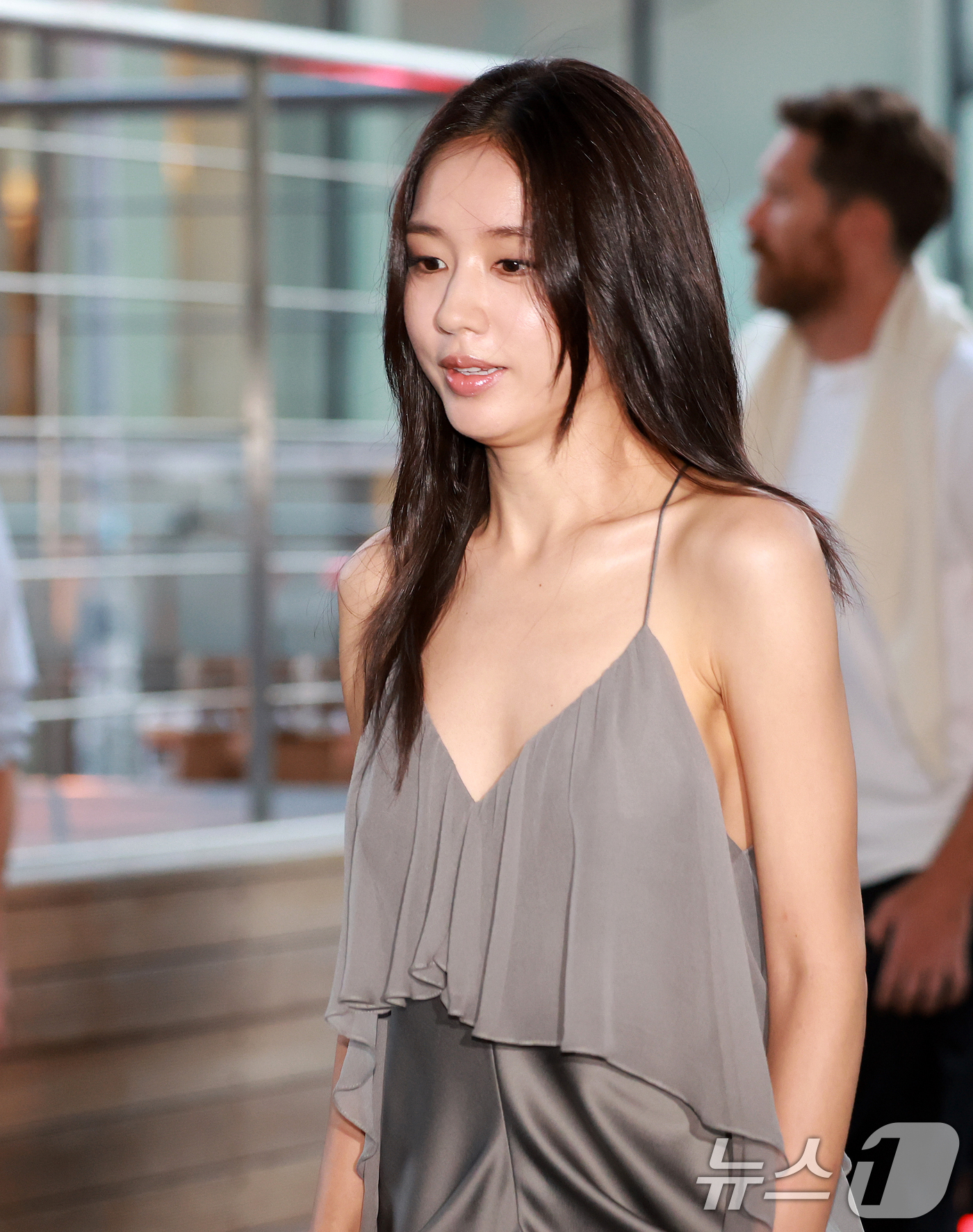 (서울=뉴스1) 이호윤 기자 = 배우 안은진이 2일 서울 용산구 리움미술관에서 열린 CJ 나이트 인 셀러브레이션 오브 프리즈 서울에 참석하고 있다. 2026.9.2/뉴스1