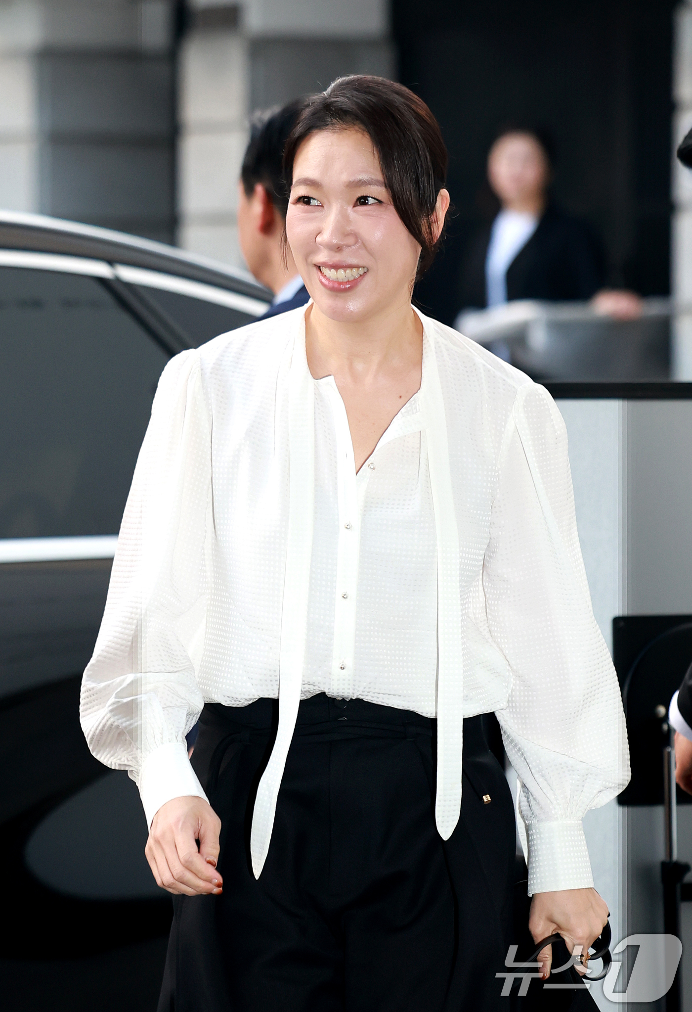 (서울=뉴스1) 이호윤 기자 = 배우 염혜란이 2일 서울 용산구 리움미술관에서 열린 CJ 나이트 인 셀러브레이션 오브 프리즈 서울에 참석하고 있다. 2026.9.2/뉴스1