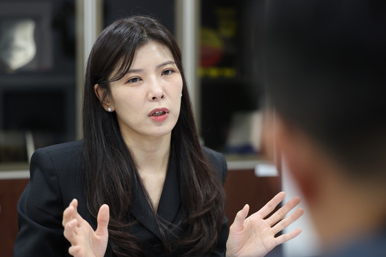 진료 없이 등록된 '평생 2개' 임플란트…이소희 "등록 절차 고쳐야"