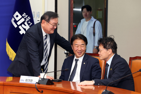 '개헌추진단 논의'