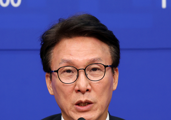 축사하는 김민석 대표