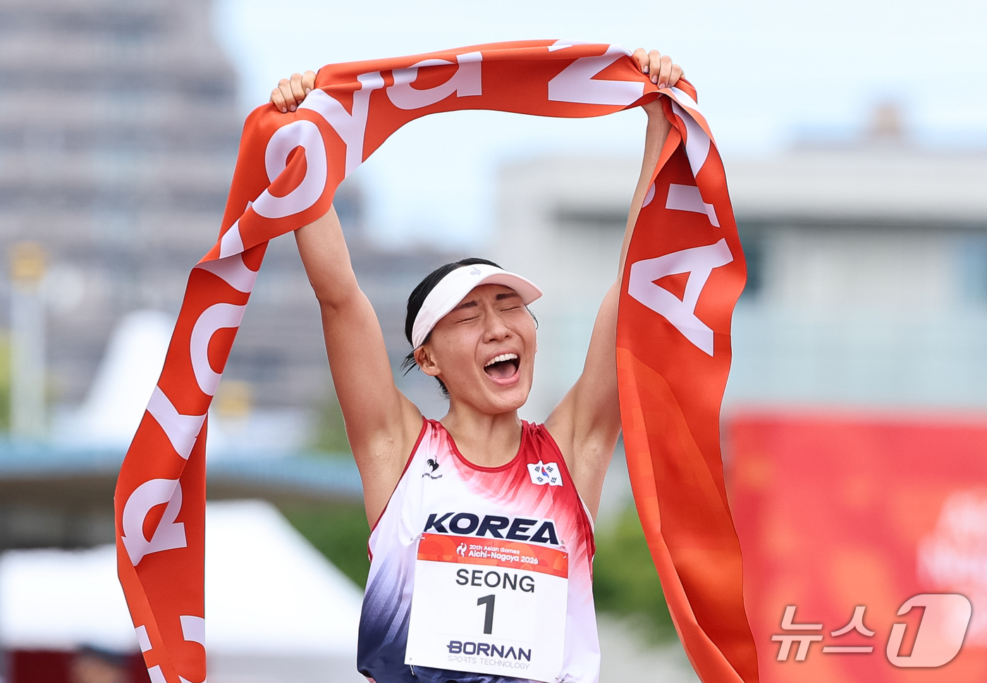 (안조(일본)=뉴스1) 안은나 기자 = 대한민국 성승민이 20일 일본 안조 스포츠 파크에서 열린 2026 아이치·나고야 아시안게임 근대 5종 개인전 여자 결승전에서 금메달을 확정짓 …