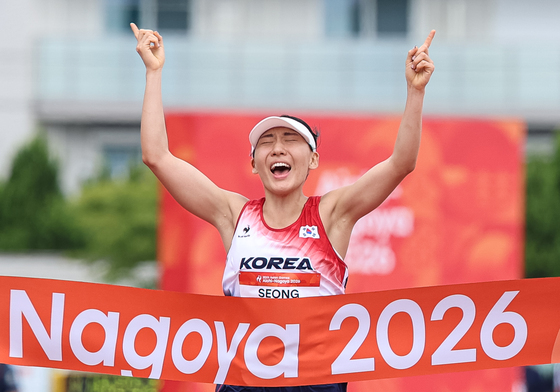'장애물 시대'에도 굳건한 성승민, 또 한 번 새 역사 썼다[AG]