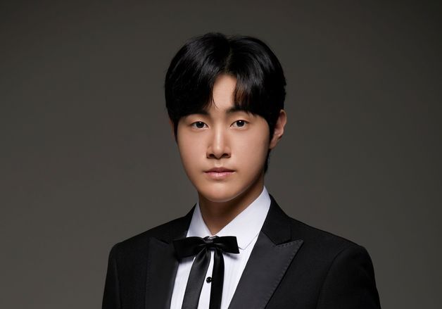 18세 이정우, 에네스쿠 콩쿠르 피아노 부문 1위…5개 특별상도 품에
