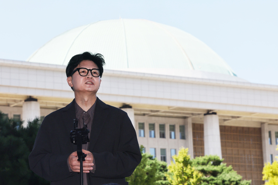 브리핑하는 한동훈 의원