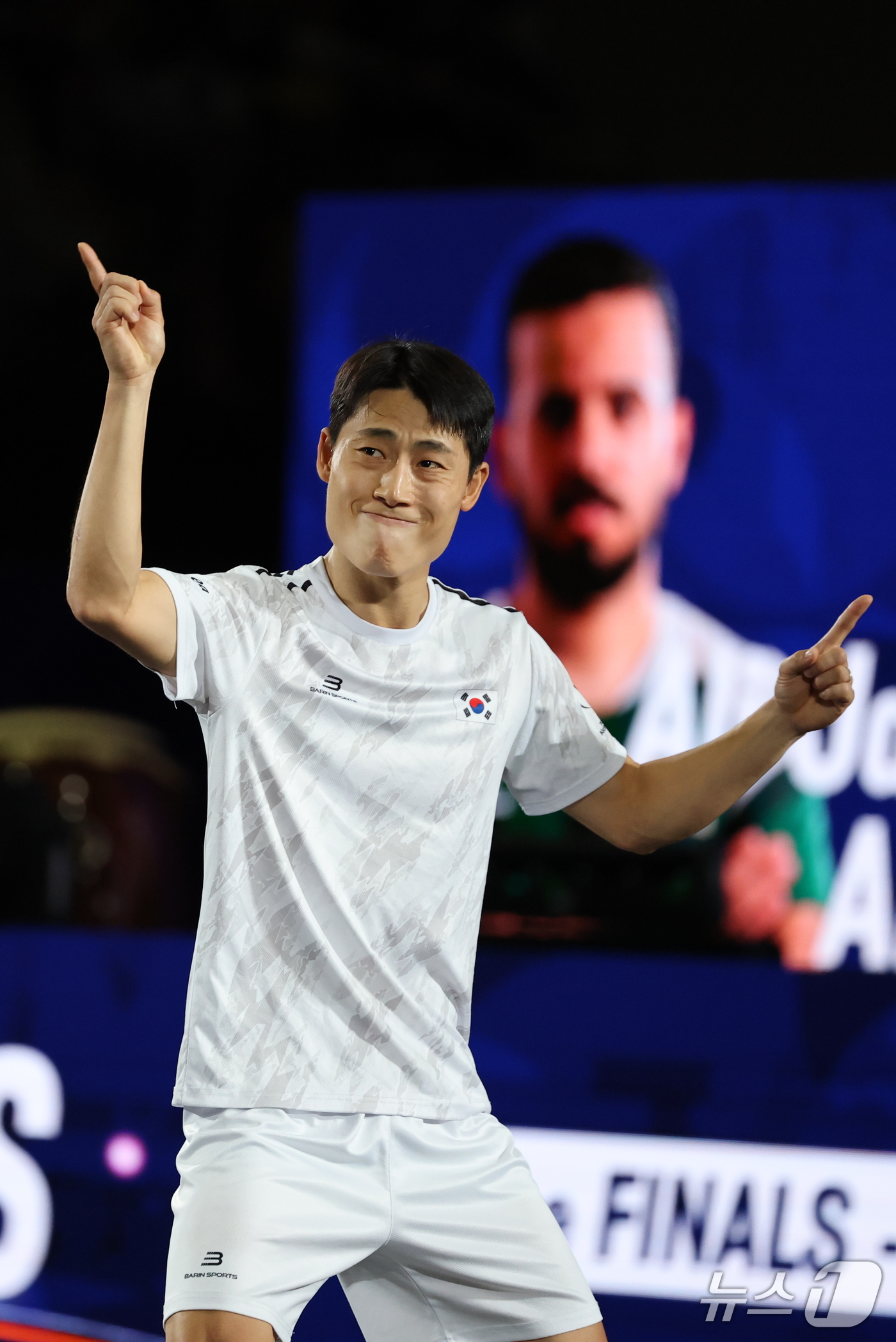 (나고야=뉴스1) 안은나 기자 = 대한민국 이준석이 20일 일본 나고야 히가시 스포츠센터에서 열린 2026 아이치·나고야 아시안게임 테크볼 남자 단식 결승전에서 환호하고 있다. 2 …