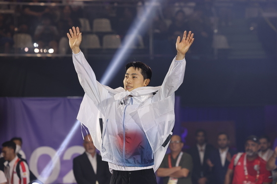 시상대 오르는 이준석