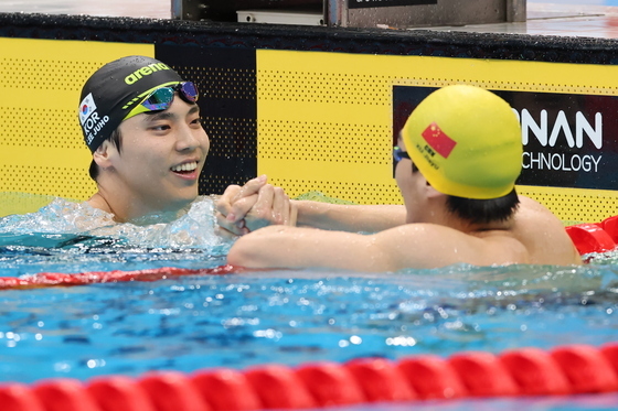 배영 100M 동메달 획득한 이주호