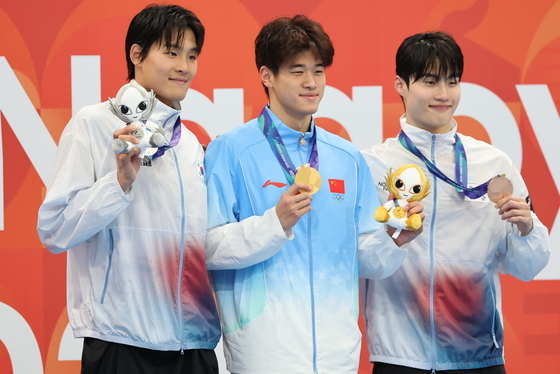 남자 자유형 100M 銀 김영범· 銅 황선우