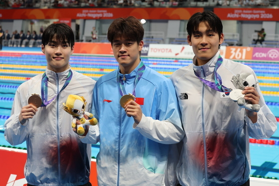 은메달 김영범·동메달 황선우