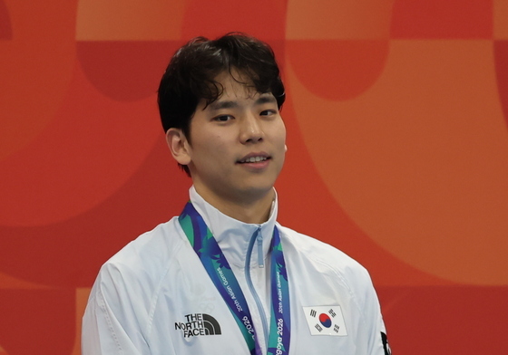 배영 100m 동메달 획득한 이주호