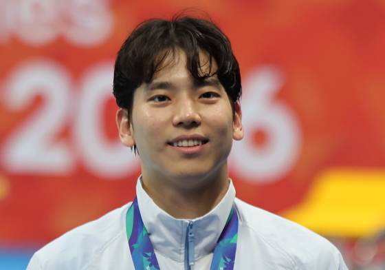 동메달 목에 건 이주호