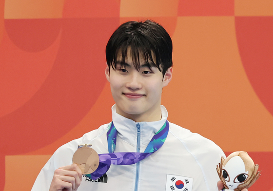 황선우, 100m 자유형 동메달