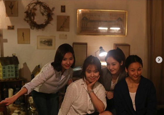 핑클, 21년 만에 이효리·옥주현·이진·성유리 '완전체' 컴백…1세대 톱티어 출격