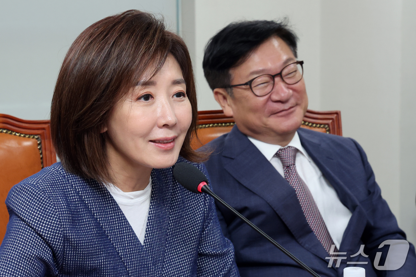 (서울=뉴스1) 황기선 기자 = 나경원 국민의힘 의원이 21일 오전 서울 여의도 국회 의원회관에서 열린 '준연동형비례제 민의왜곡 부작용과 악법폐지 긴급토론회'에서 개회사를 하고 있 …