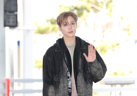 에이티즈 윤호, 금발 왕자님