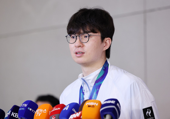 이현중 '아시안게임 마치고 귀국'