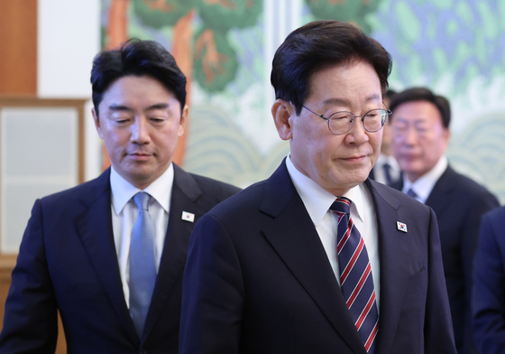 李대통령, 강훈식 사의 수리 '고심'…당분간 비서실장직 유지 전망(종합)