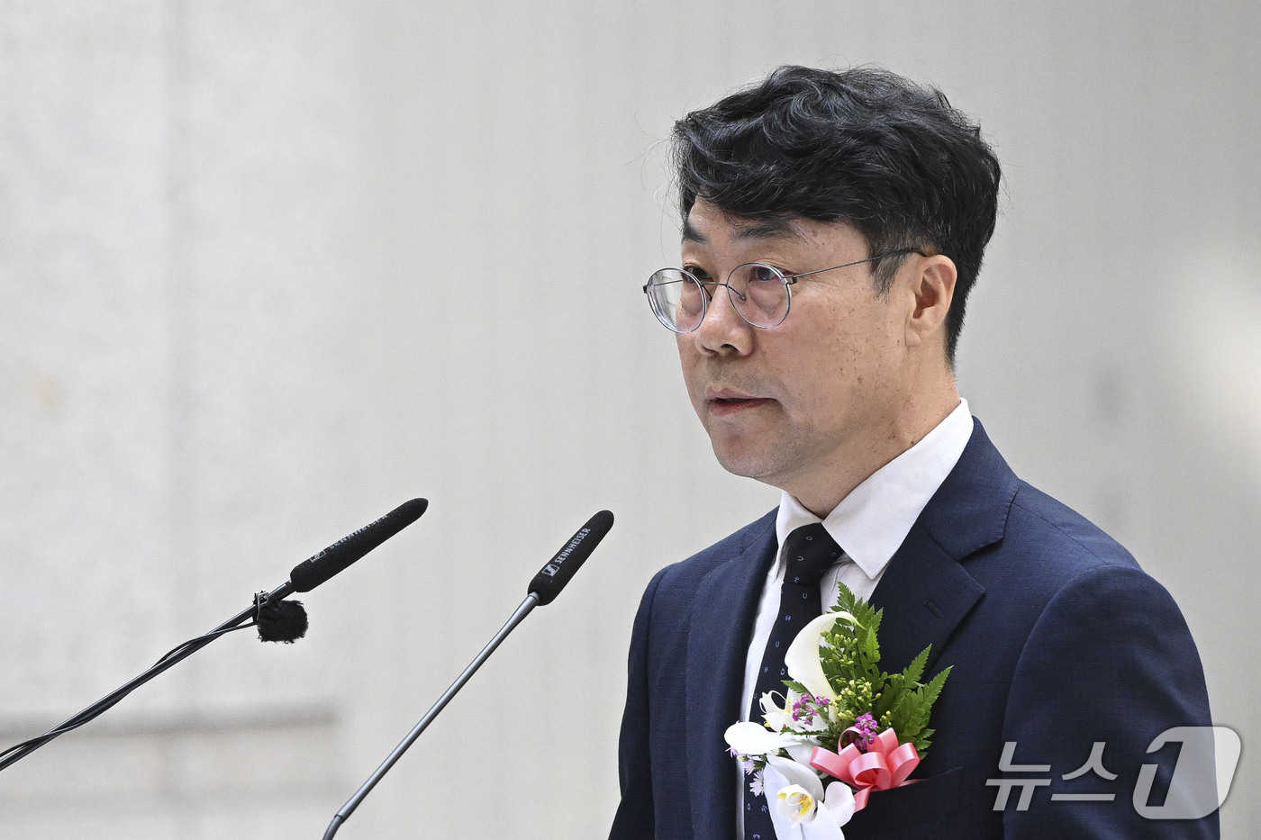 (서울=뉴스1) 이광호 기자 = 김성수 신임 대법관이 21일 오후 서울 서초구 대법원에서 열린 취임식에서 취임사를 하고 있다. (공동취재) 2026.9.21/뉴스1