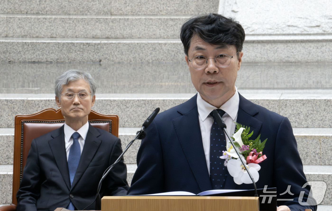 (서울=뉴스1) 이광호 기자 = 김성수 신임 대법관이 21일 서울 서초구 대법원에서 열린 취임식에서 취임사를 하고 있다. (공동취재) 2026.9.21/뉴스1