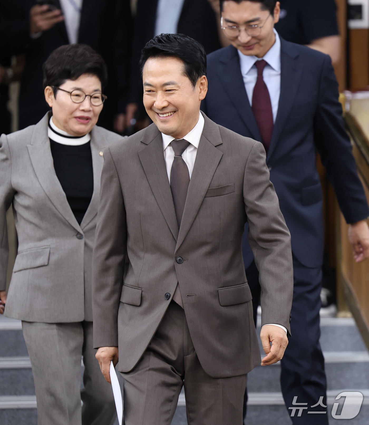 (서울=뉴스1) 오대일 기자 = 장동혁 국민의힘 대표가 21일 오후 서울 여의도 국회에서 열린 2027학년도 수시 원서접수 먹통사태, 대입 공정성과 수험생 보호를 위한 긴급 간담회 …