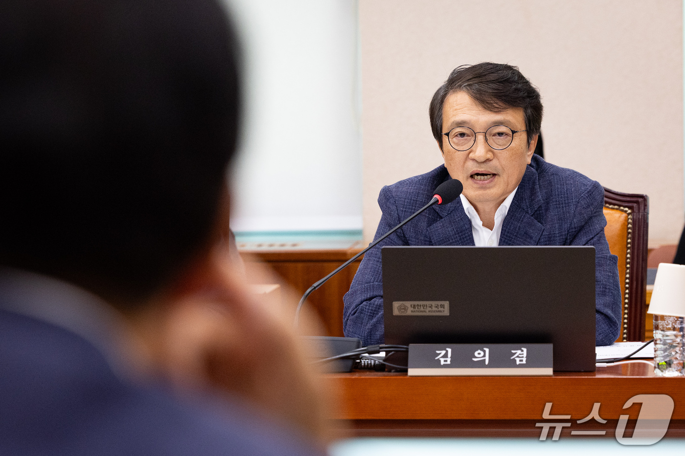 (서울=뉴스1) 유승관 기자 = 국회 법제사법위원회 김의겸 더불어민주당 간사가 21일 서울 여의도 국회에서 열린 제439회 국회(정기회) 법제사법위원회 제7차 전체회의에서 조희대 …