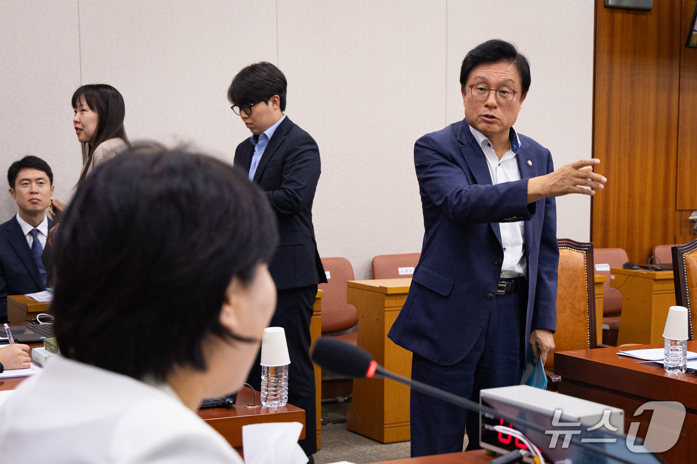 (서울=뉴스1) 유승관 기자 = 국회 법제사법위원회 박형수 국민의힘 간사가 21일 서울 여의도 국회에서 열린 제439회 국회(정기회) 법제사법위원회 제7차 전체회의에서 조희대 대법 …