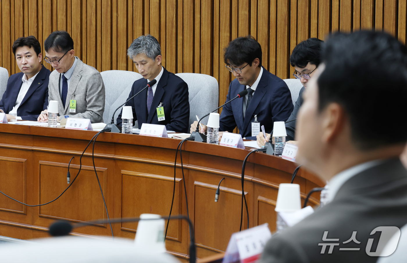 (서울=뉴스1) 오대일 기자 = 21일 오후 서울 여의도 국회에서 국민의힘이 마련한 2027학년도 수시 원서접수 먹통사태, 대입 공정성과 수험생 보호를 위한 긴급 간담회에서 원서접 …