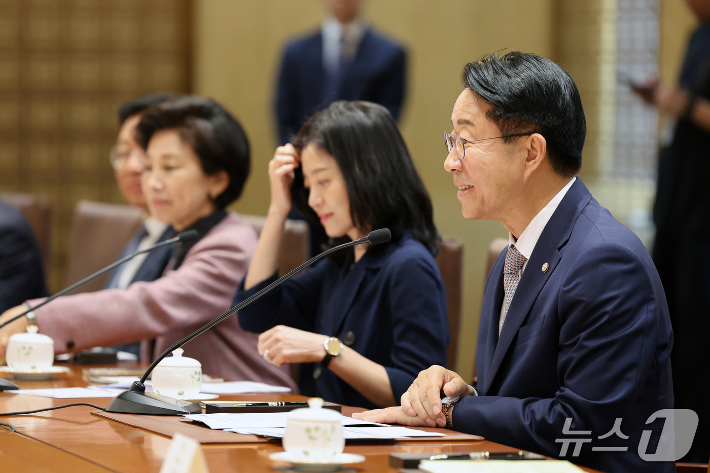 (서울=뉴스1) 황기선 기자 = 조정식 국회의장이 21일 오후 서울 여의도 국회에서 딩중리 중국 전인대 상무위원회 부위원장을 접견, 인사말을 하고 있다. 2026.9.21/뉴스1