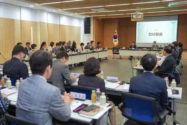 강원교육청, 확대간부회의…공약 이행 방안·지역 현안 논의
