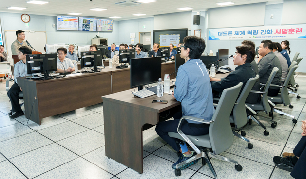 원전 향해 날아드는 드론 잡는다…월성원전 국내 첫 방어체계