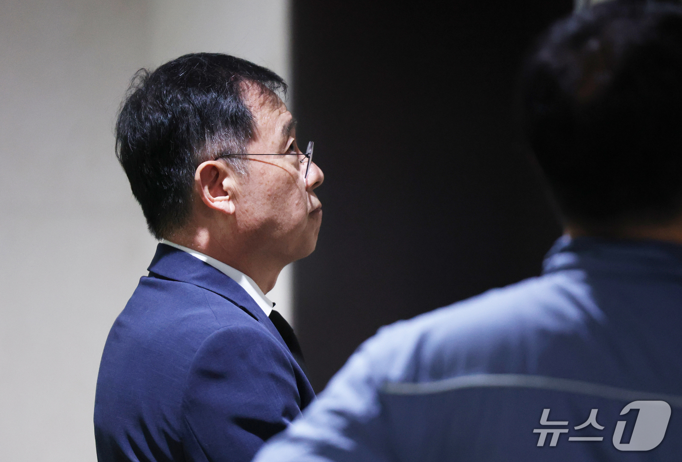 (성남=뉴스1) 김영운 기자 = 조성현 HL만도 부회장이 21일 경기 성남시 분당구 HL만도 판교 사옥에서 열린 'HL만도 고(故) 김승모 씨 사망 사건 관련 사과 성명 및 종합 …