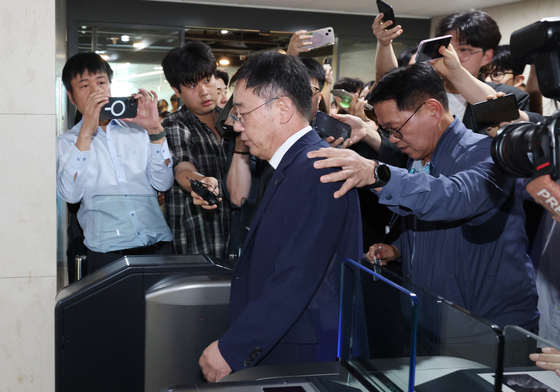 기자회견 참석 제지당한 조성현 HL만도 부회장