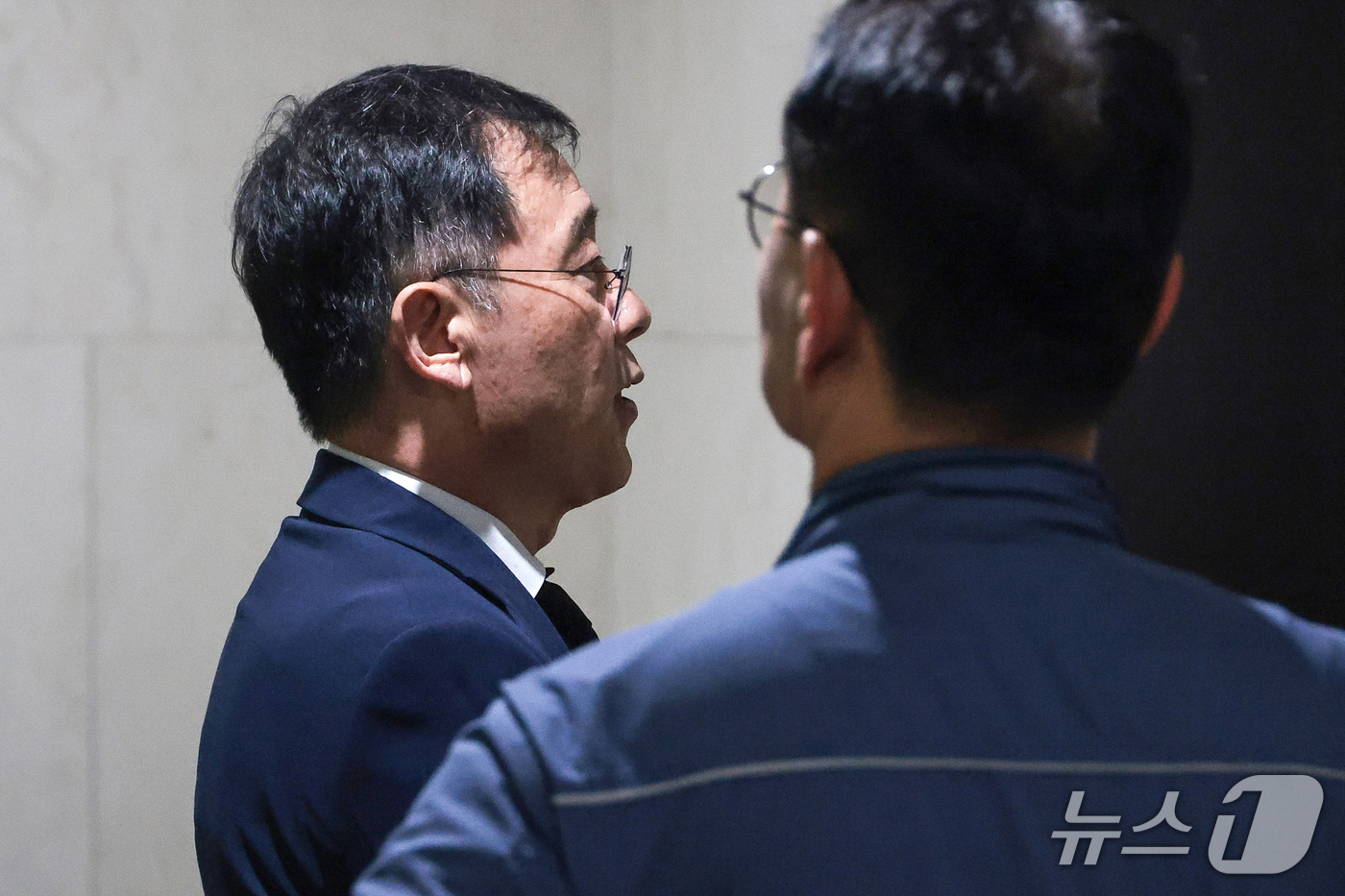 (성남=뉴스1) 김영운 기자 = 조성현 HL만도 부회장이 21일 경기 성남시 분당구 HL만도 판교 사옥에서 열린 'HL만도 고(故) 김승모씨 사망 사건 관련 사과 성명 및 종합 안 …