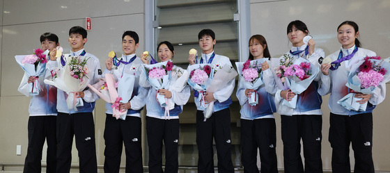 귀국한 근대5종 대표팀