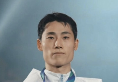 장성규, 이준석 테크볼 첫 금메달에 격한 환호…"역사의 시작"