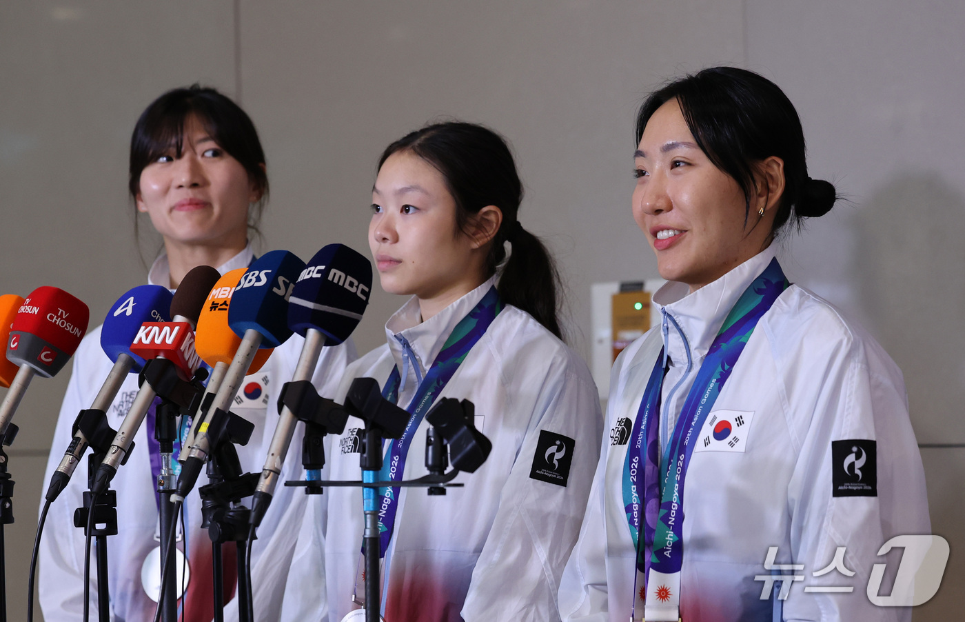 (인천공항=뉴스1) 박지혜 기자 = 2026 아이치·나고야 아시안게임 근대5종 여자 개인전 금메달과 단체전 은메달을 차지한 성승민이 21일 인천국제공항 제2여객터미널을 통해 귀국해 …