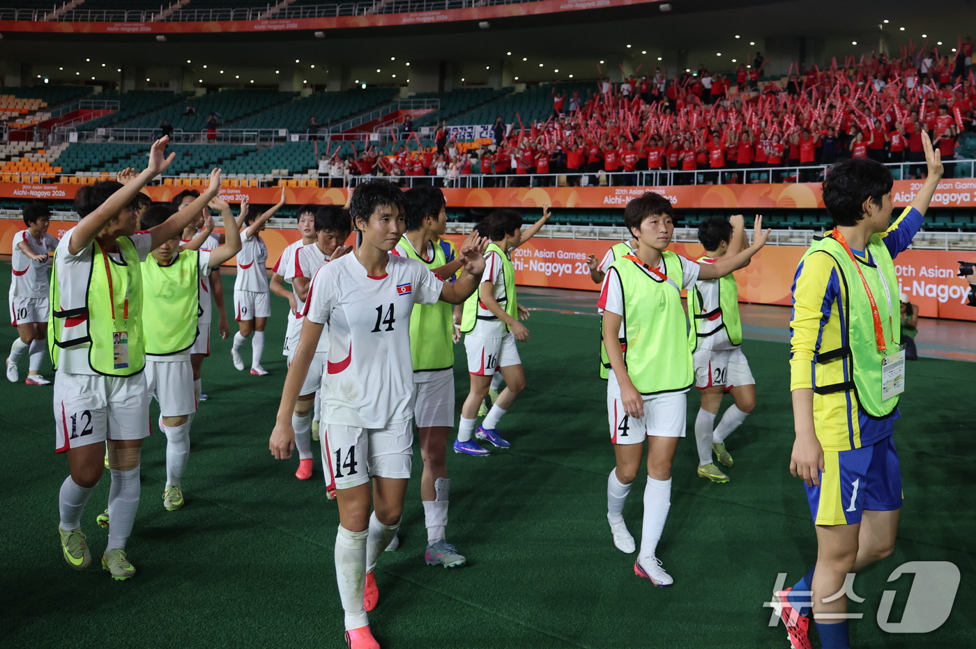(시즈오카=뉴스1) 안은나 기자 = 21일 일본 시즈오카 스타디움 에코파에서 열린 2026 아이치·나고야 아시안게임 여자축구 조별예선 F조 대한민국과 북한의 경기를 무승부로 마친 …