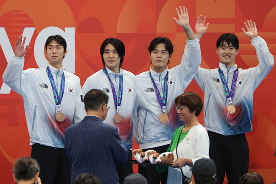남자 계영 800m 동메달