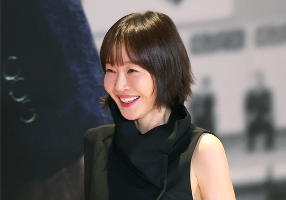 '암살자(들)' 엄지원