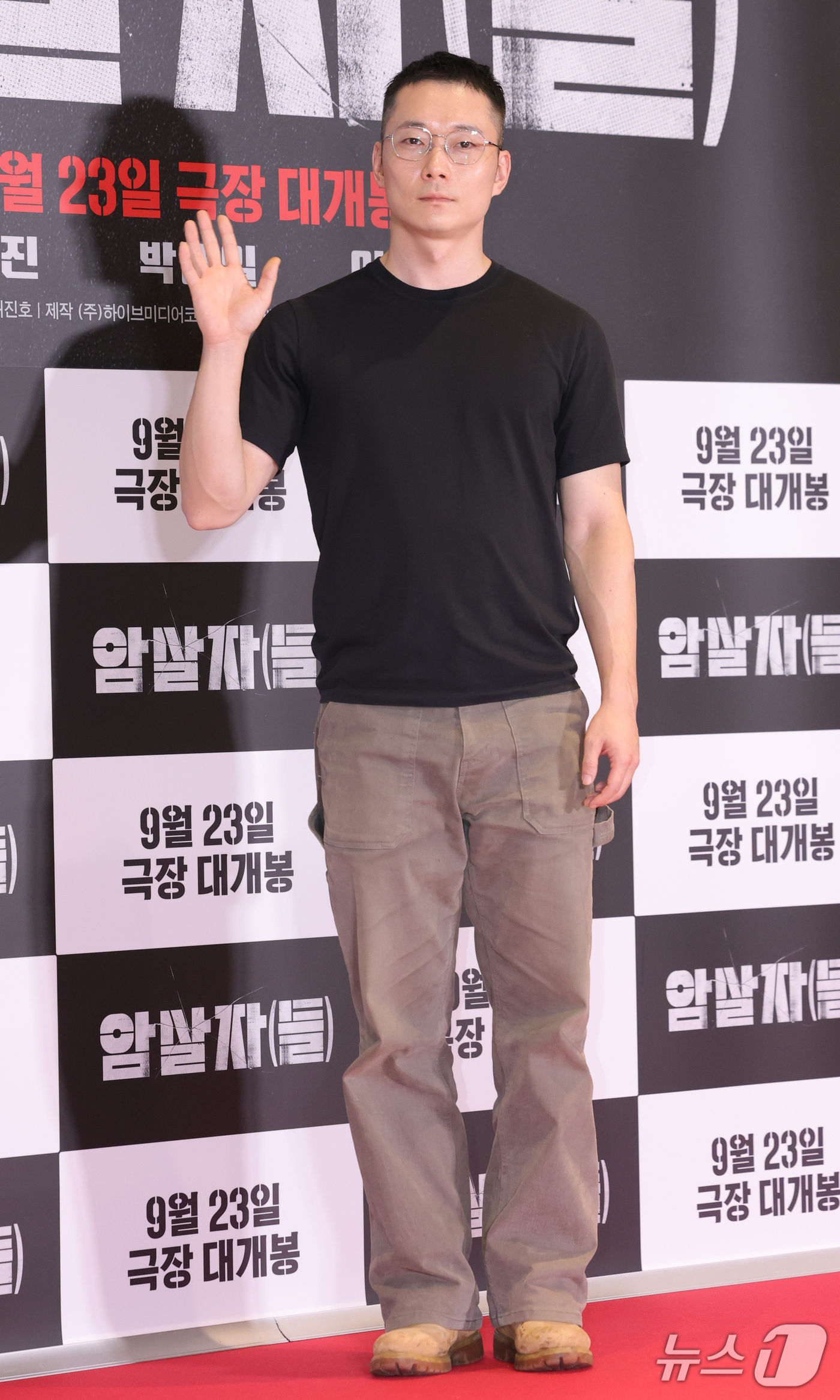 (서울=뉴스1) 권현진 기자 = 배우 이승희가 21일 오후 서울 송파구 롯데시네마 월드타워점에서 열린 영화 '암살자(들)' VIP 시사회에 참석해 포즈를 취하고 있다.'암살자(들) …