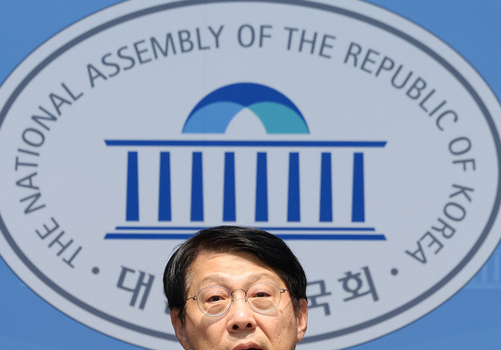 [단독]5만명 정보 털린 예가람저축銀, 10년 된 DB 사용…보안점검도 '미흡'