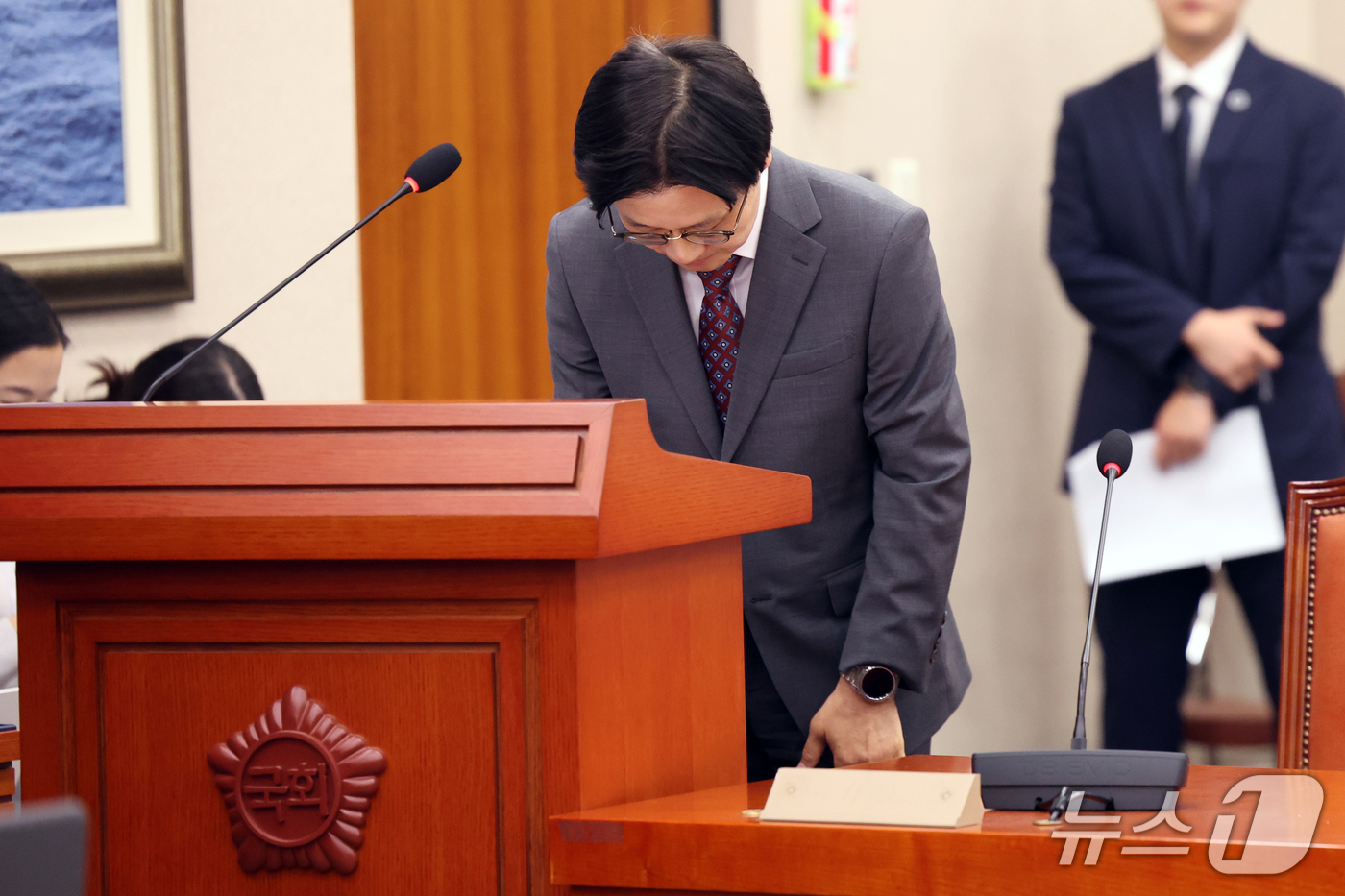 (서울=뉴스1) 황기선 기자 = 김정관 산업통상부 장관이 22일 오전 서울 여의도 국회에서 열린 산업통상자원중소벤처기업위원회 전체회의에서 '대한민국과 미합중국 간 전략적투자의 운영 …