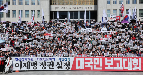잇단 낙마에 여야 인사공방…野 "국감에 김현지" 與 "인사개입 없어"