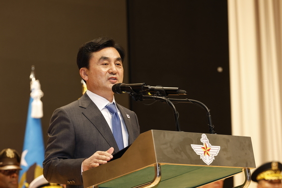 이임사 하는 안규백 전 국방부 장관