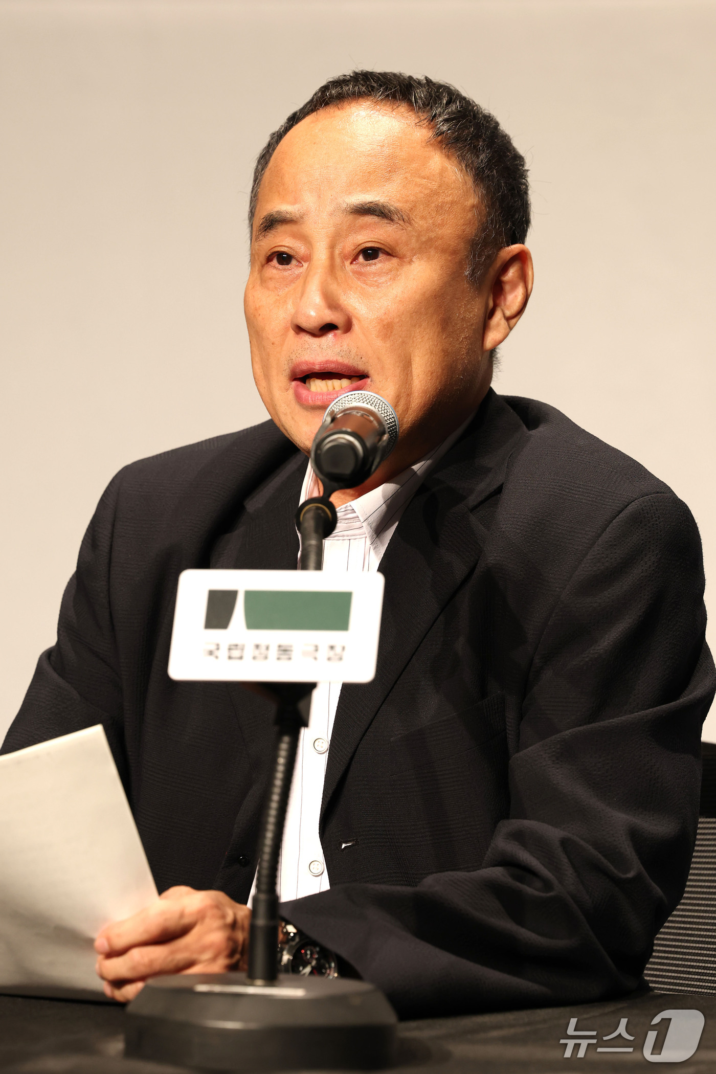 (서울=뉴스1) 이광호 기자 = 서승만 국립정동극장 신임 대표이사가 22일 오후 서울 중구 국립정동극장 세실에서 기자간담회를 열고 취임 소감 및 운영 방향에 대해 발언하고 있다. …